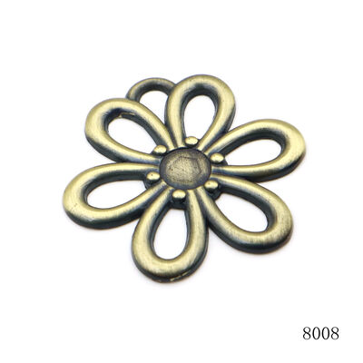 Brushed Anti Brass Flower Shape Metal Logo Tag Zinc Alloy Tags For Handbags Hardware Accessories