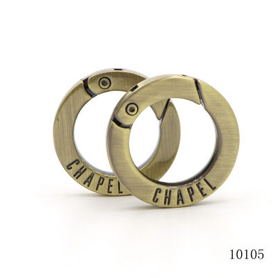 Flat Antique Brass Carabiner 30mm O Ring Keychain With Push Gate