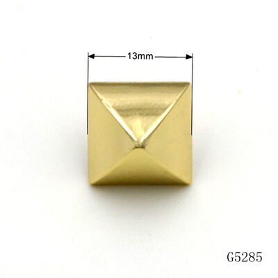 Smooth Zinc Alloy Rivet 13mm Pyramid Rivet Studs Gold For Handbags